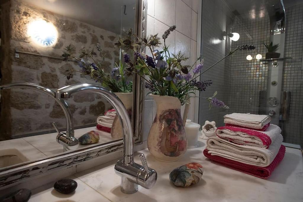 Stone Suite In The Center Of Corinth Екстер'єр фото