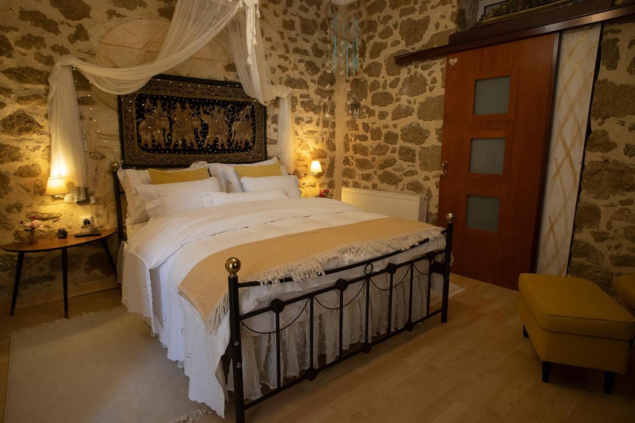Stone Suite In The Center Of Corinth Екстер'єр фото